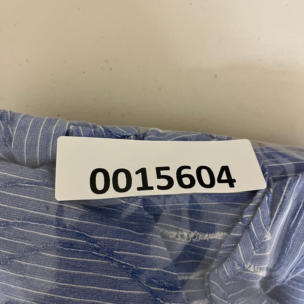 Chico's Blue White Pinstripe Textured Button Down Shirt Roll Tab Size 3 Large - Picture 13 of 13